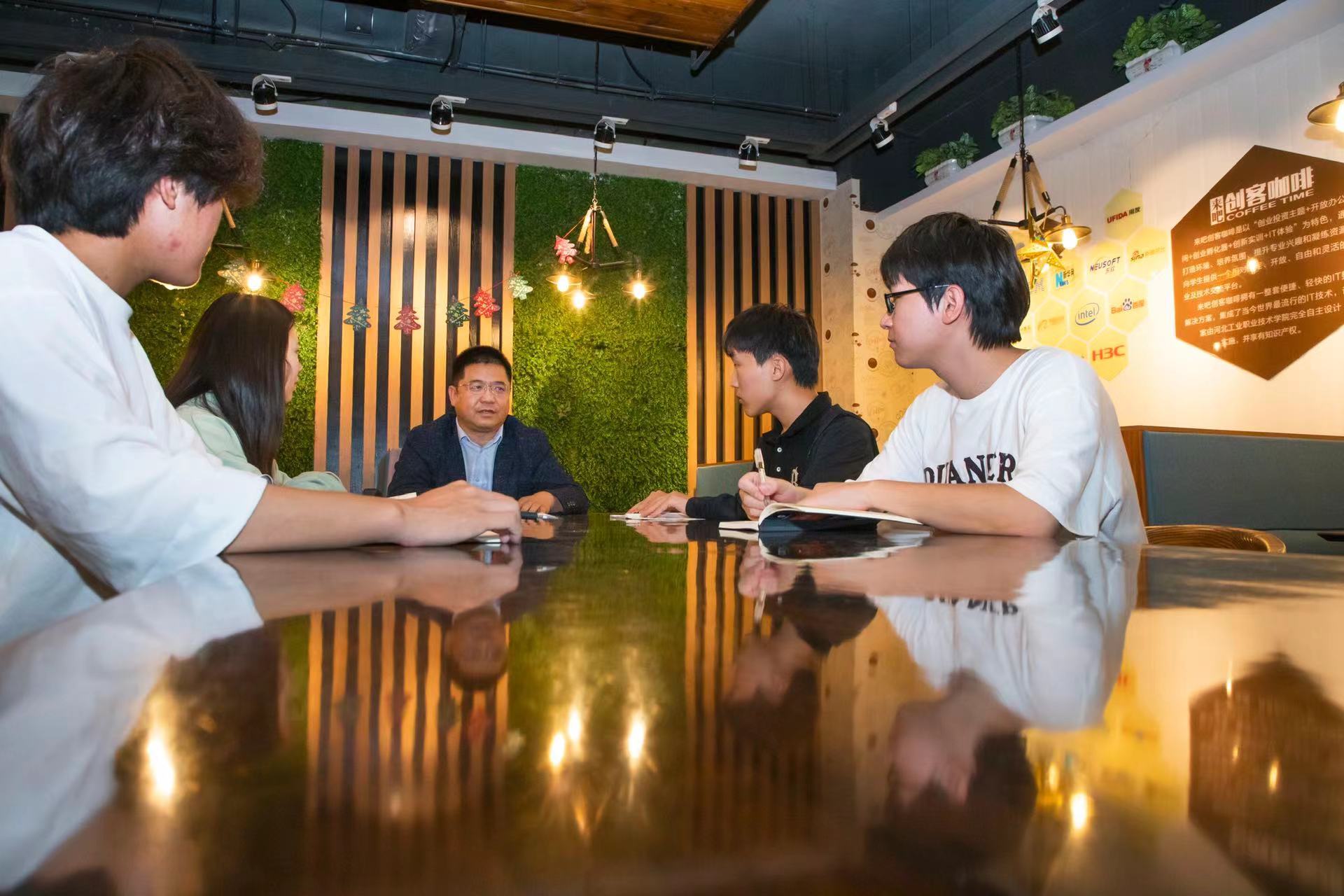 当好学生引路人，争做学生圆梦师：教育者的责任与使命