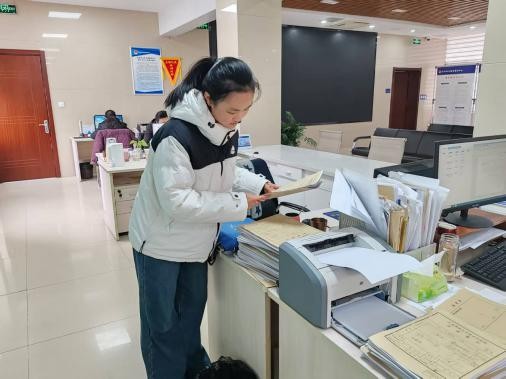 机械工程学院志愿服务暖人心，文明社区展现新风貌，助力家乡社区发展